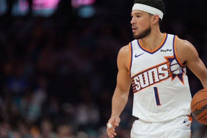 NBA三四月红黑榜 东契奇率湖人狂飙 特纳转投雄鹿陷低迷 NBA三四月红黑榜 东契奇率湖人狂飙 特纳转投雄鹿陷低迷