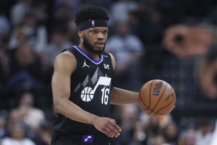 NBA三四月红黑榜 东契奇率湖人狂飙 特纳转投雄鹿陷低迷 NBA三四月红黑榜 东契奇率湖人狂飙 特纳转投雄鹿陷低迷