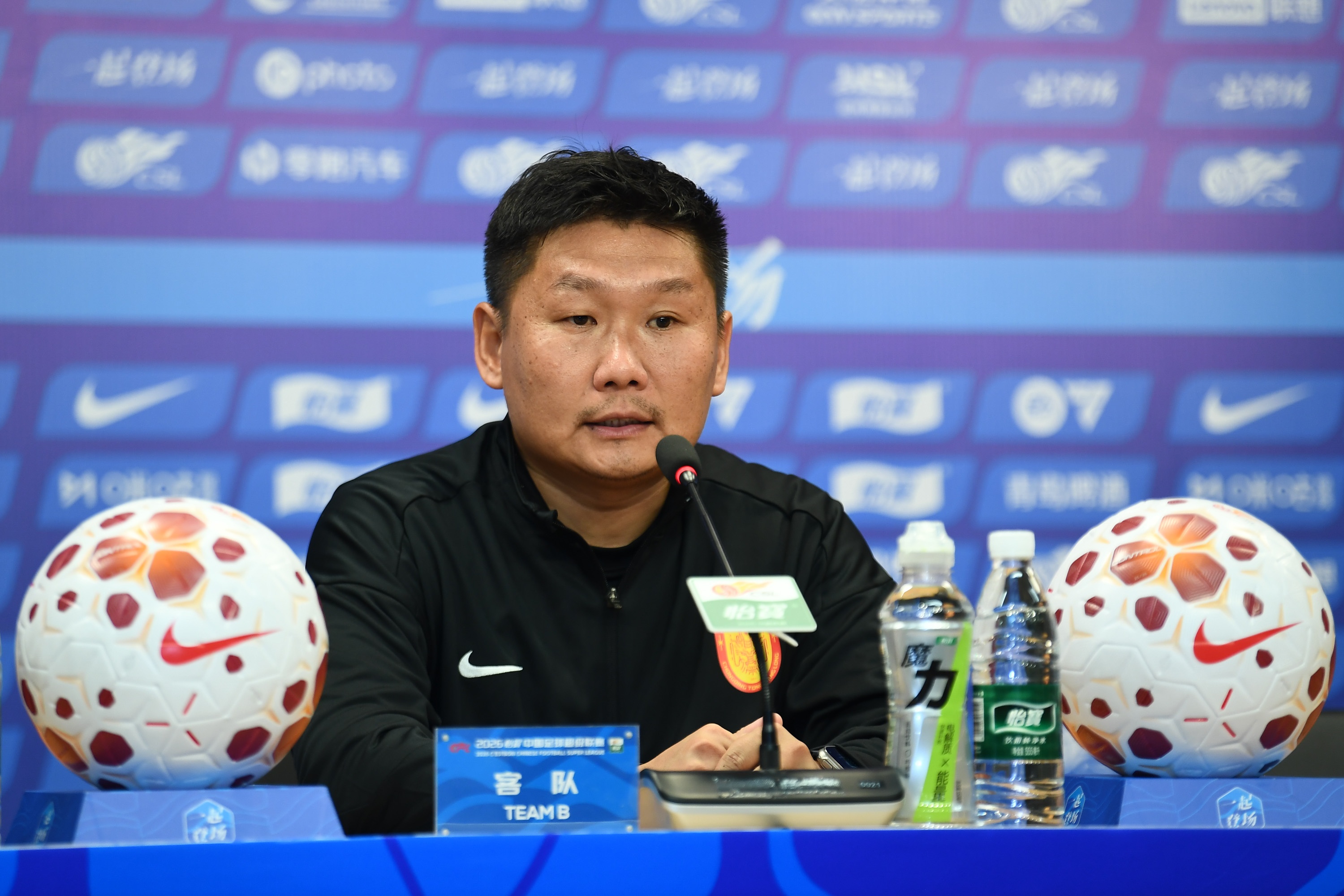 定位球双响炮，重庆铜梁龙客场2-1掀翻上海海港