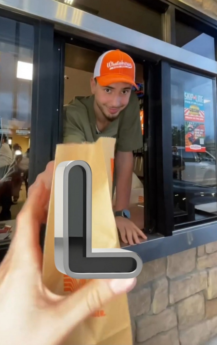 谢泼德生断詹姆斯锁胜局，火箭主场再扳一城2-3湖人