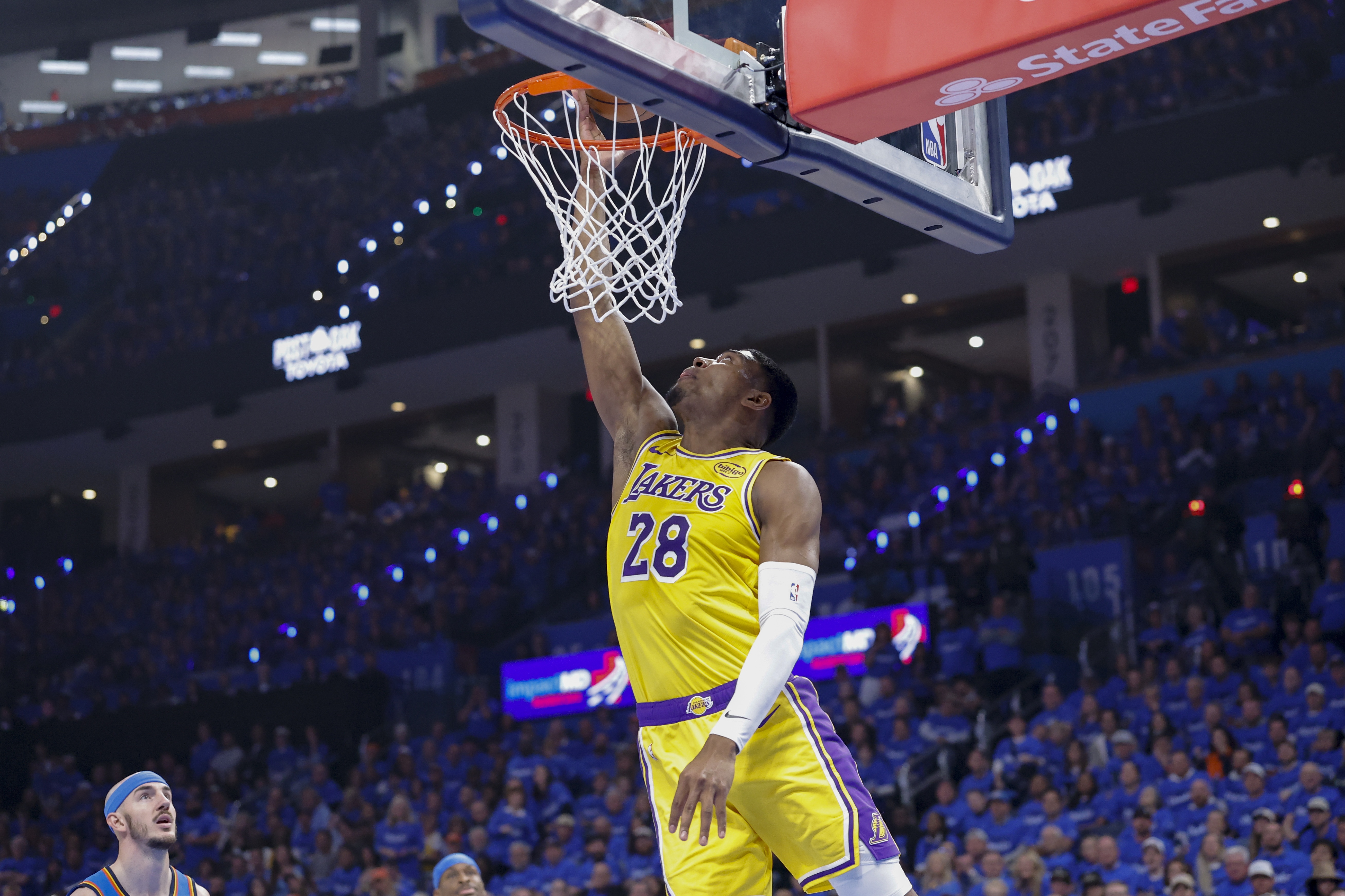 八村塁自由市场估值超2000万 湖人留人遭遇竞价战